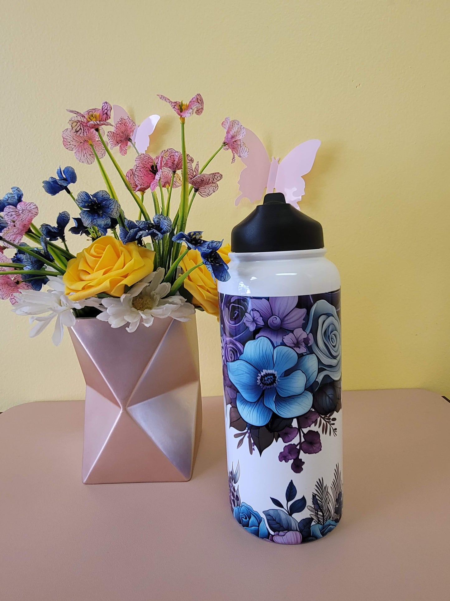 32 Ounce Water Bottle - Stainless Steel Drinkware | Gothic Flowers