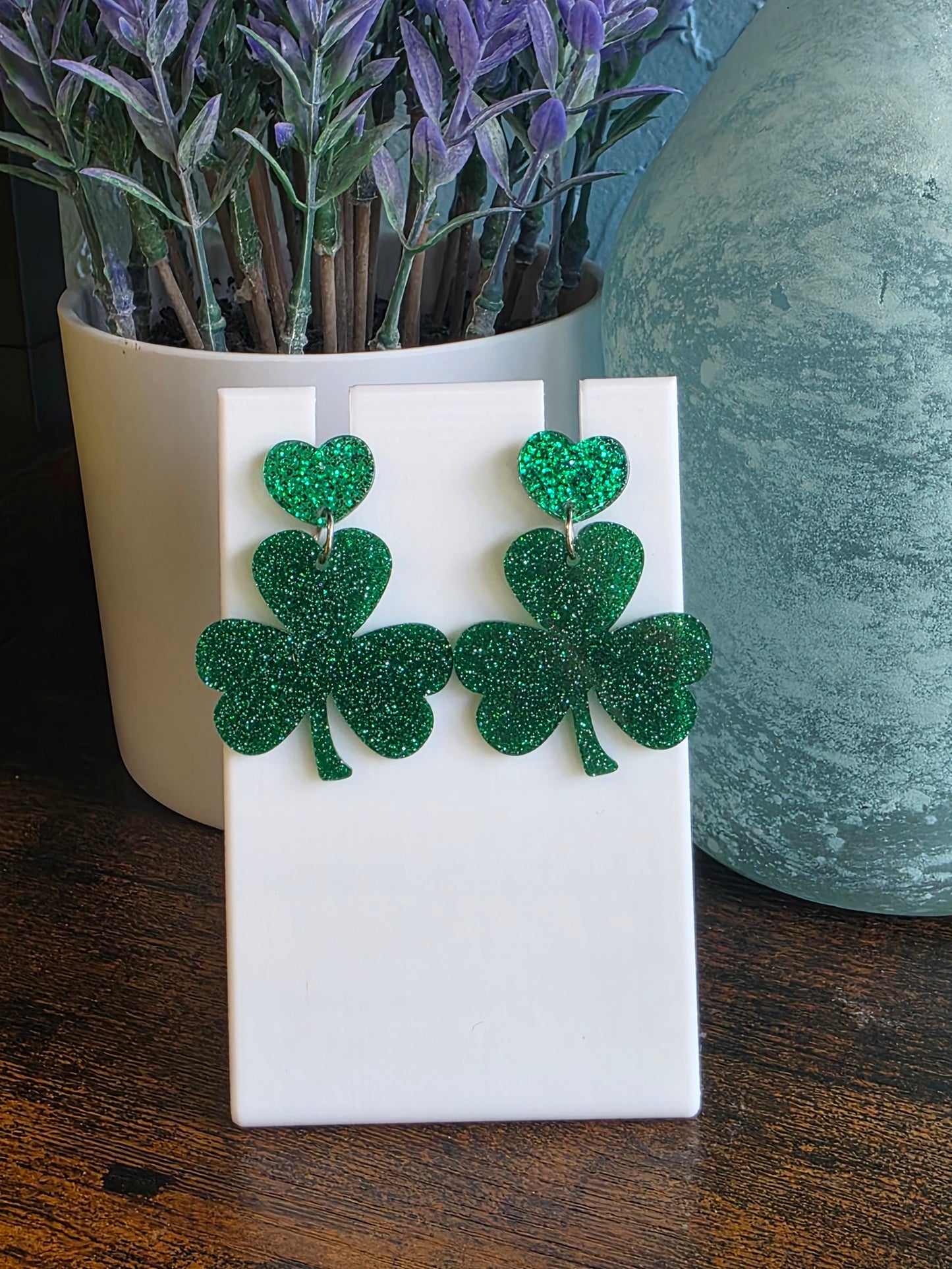 St. Patrick's Day Green Shamrock Dangle earrings