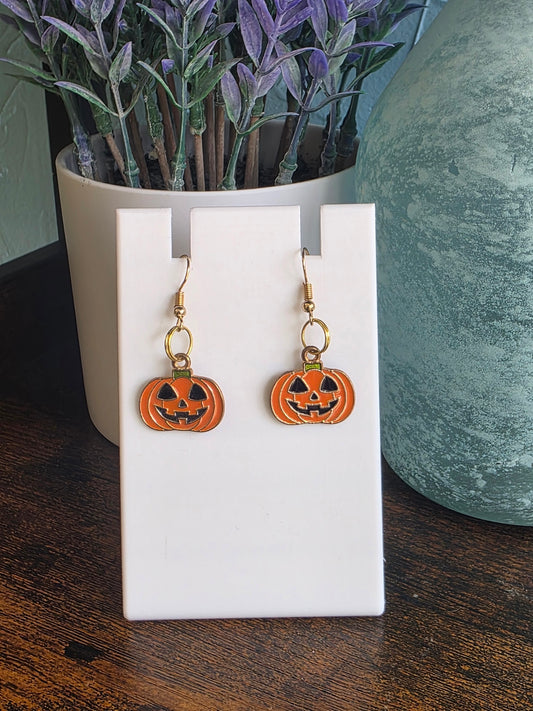 Halloween Jack o' Lantern earrings with gold detail