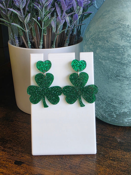 St. Patrick's Day Green Shamrock Dangle earrings